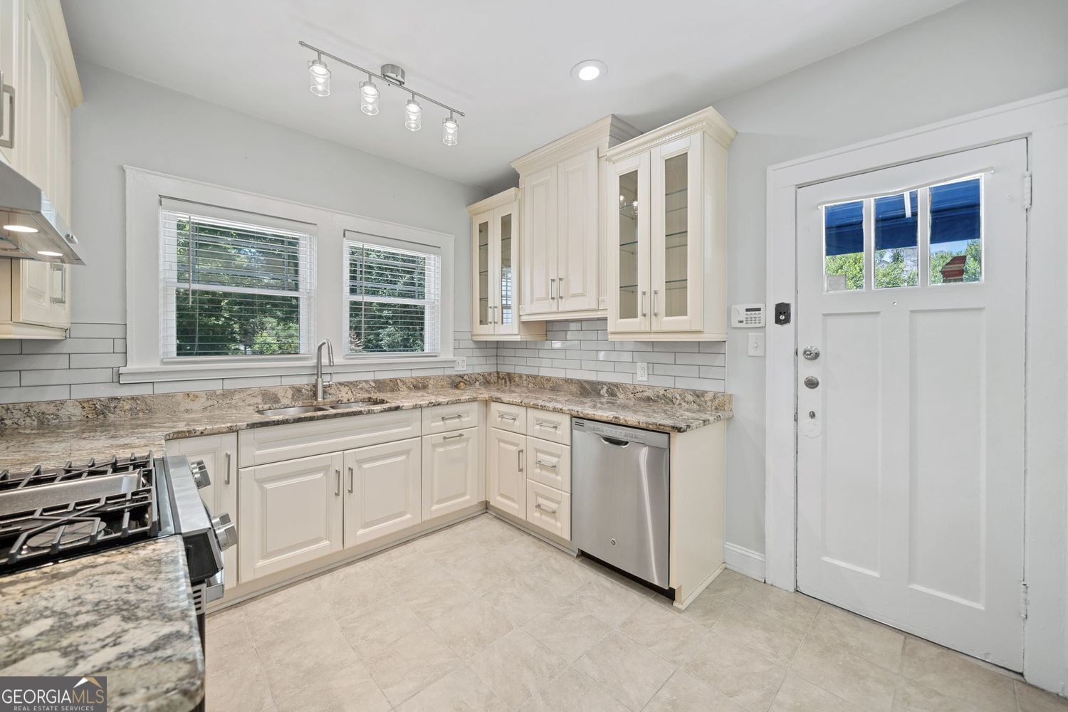 Atlanta, Georgia 30317, United States, 3 Bedrooms Bedrooms, ,3 BathroomsBathrooms,Residential,Active,241571