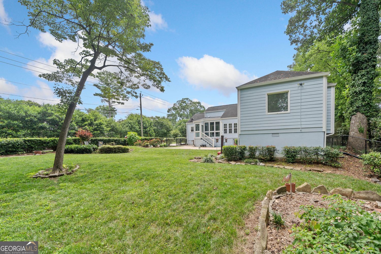 Atlanta, Georgia 30317, United States, 3 Bedrooms Bedrooms, ,3 BathroomsBathrooms,Residential,Active,241571