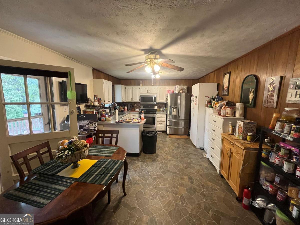 1727 Walt Stephens RD
