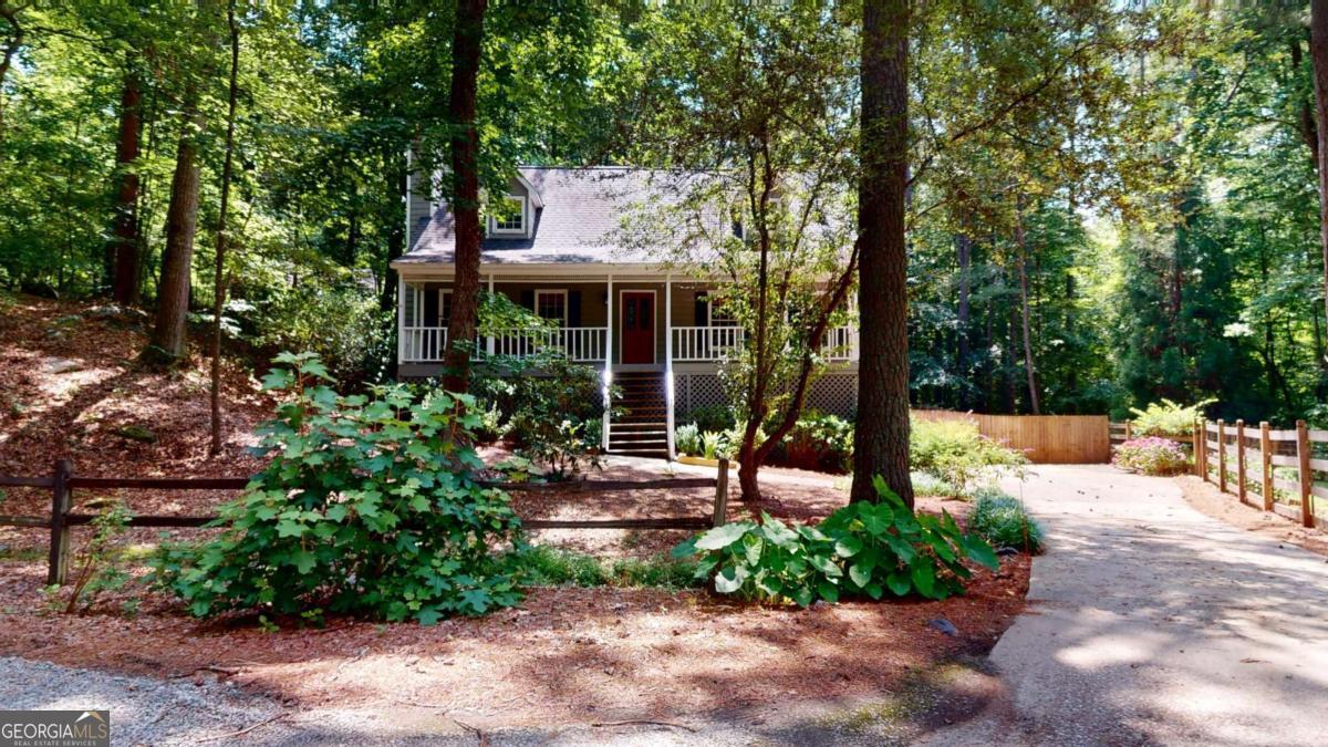 203 Cedar Creek CT