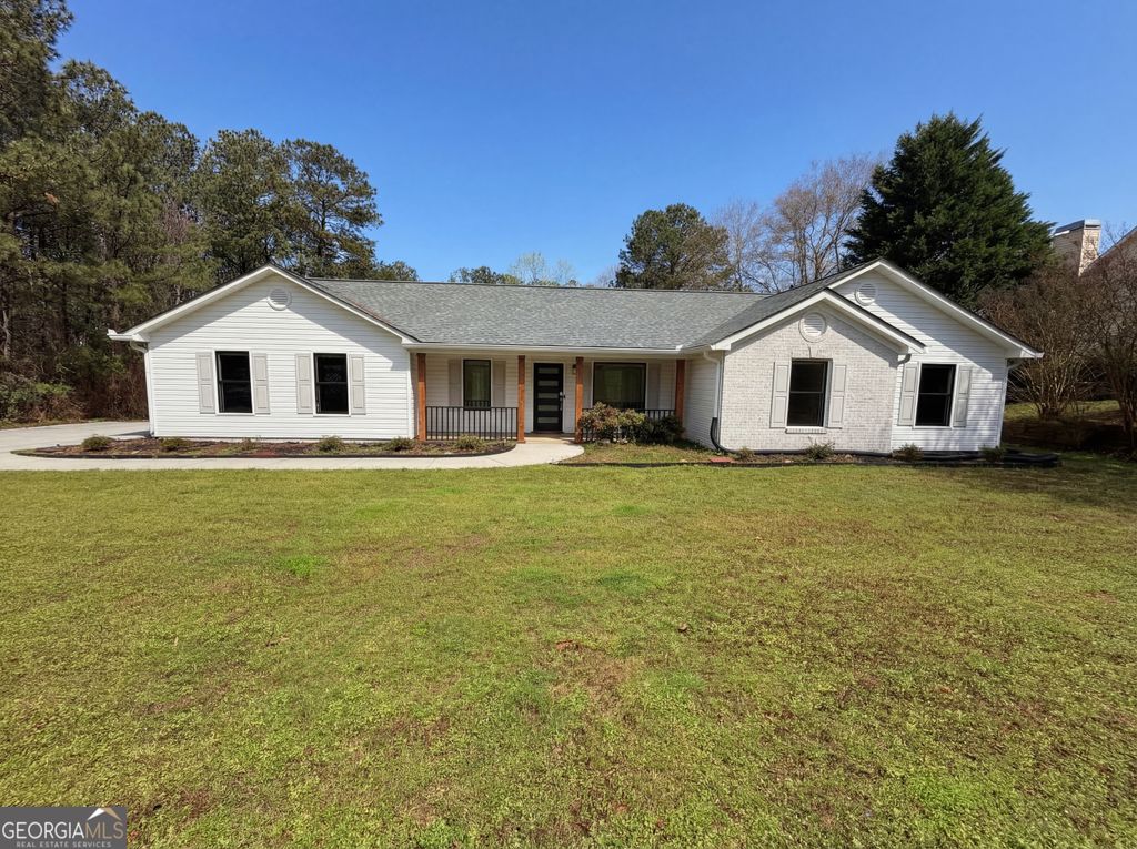 Photo of 4241 Grady Smith Road, Loganville, GA 30052 (MLS # 10713047)