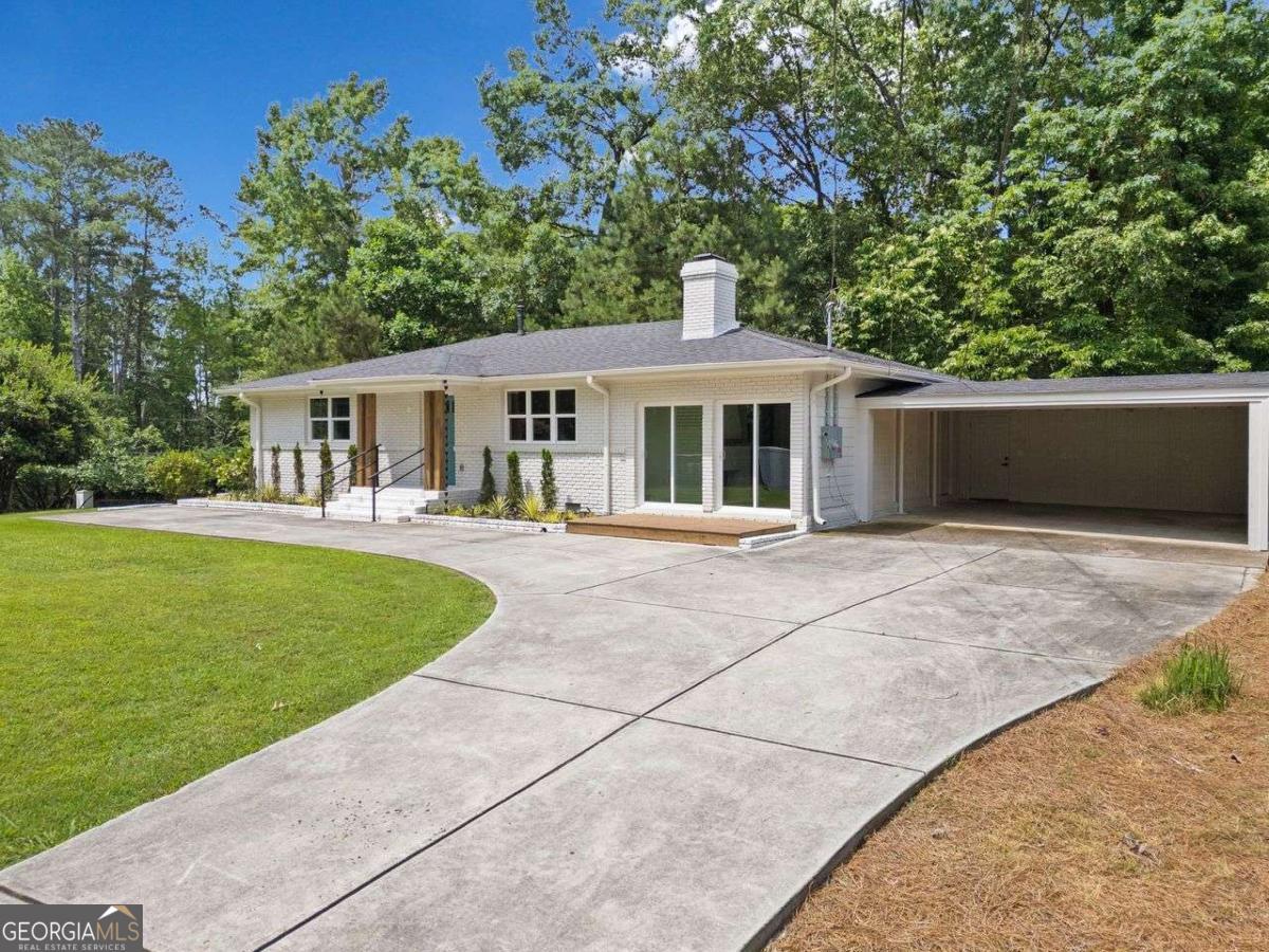 401 COTTONWOOD DR