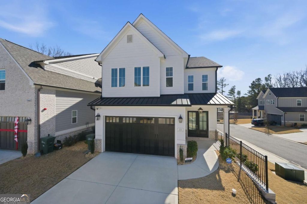 Photo of 233 Scottsdale Drive, Marietta, GA 30064 (MLS # 10695106)