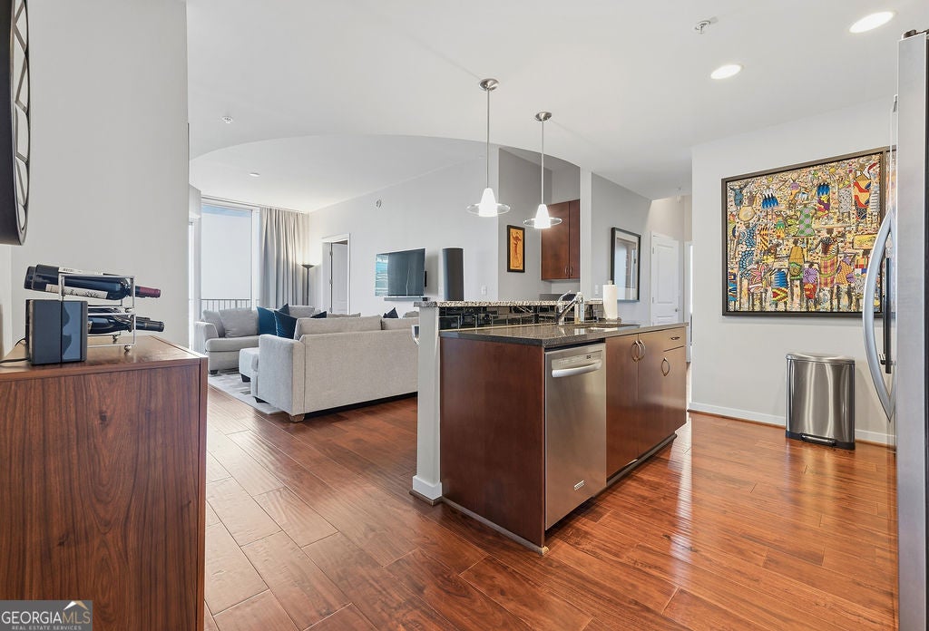 400 W Peachtree ST NW 2801-2