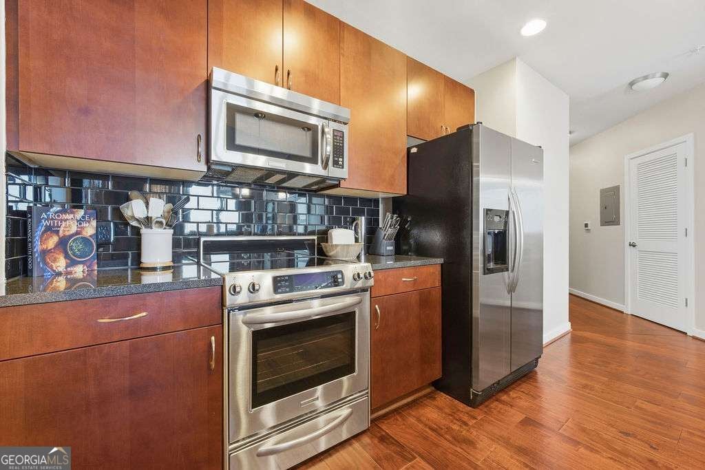 400 W Peachtree ST NW 2801-2
