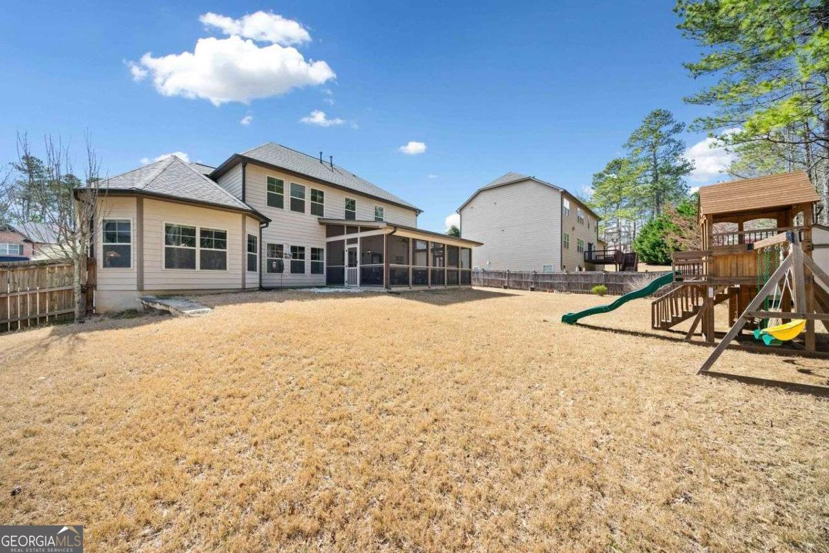 1439 Mill Pointe CT