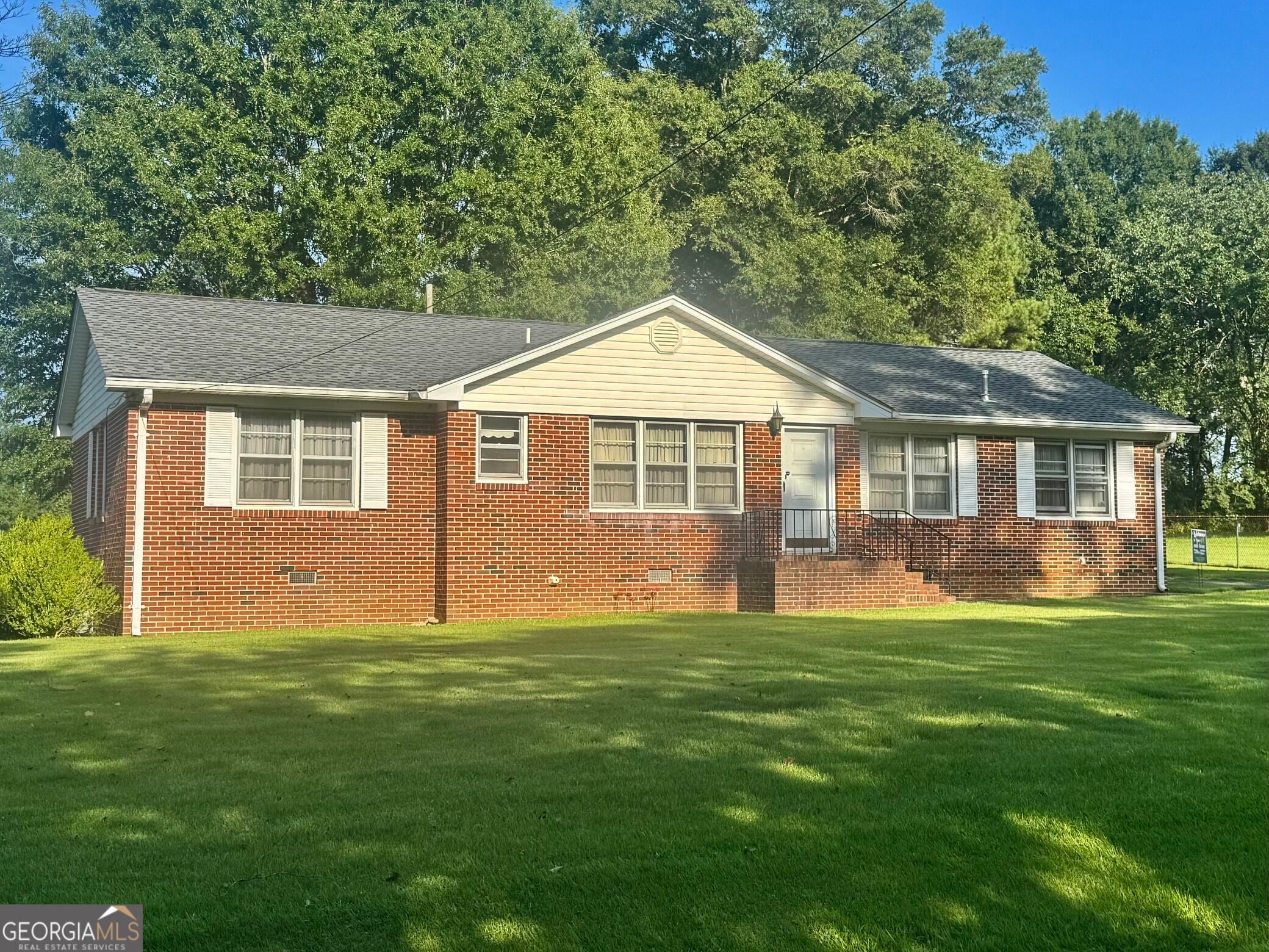 296 Goodwin DR