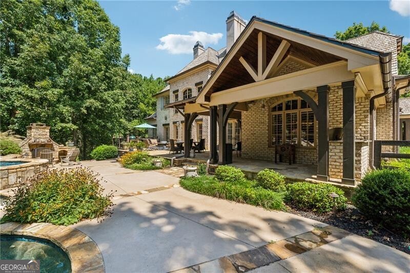 Ball Ground, Georgia 30107, United States, 5 Bedrooms Bedrooms, ,7 BathroomsBathrooms,Residential,Pending,45668