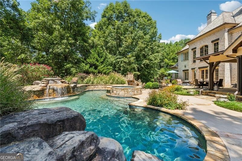 Ball Ground, Georgia 30107, United States, 5 Bedrooms Bedrooms, ,7 BathroomsBathrooms,Residential,Pending,45668