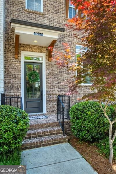 5227 Cresslyn RDG