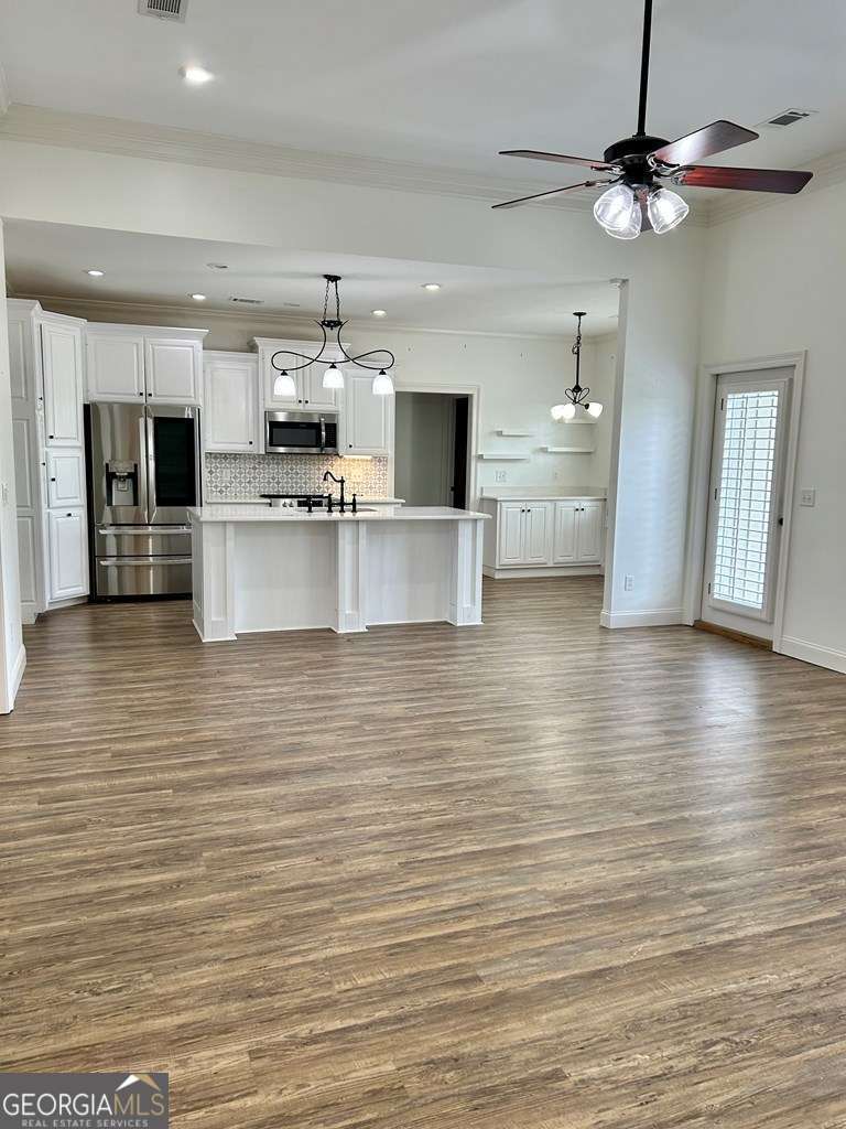 The Cove at Willow Creek - Residential