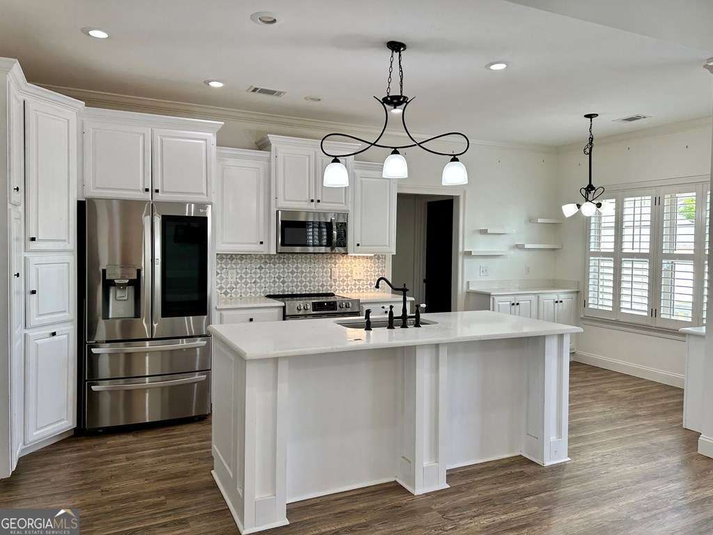 The Cove at Willow Creek - Residential