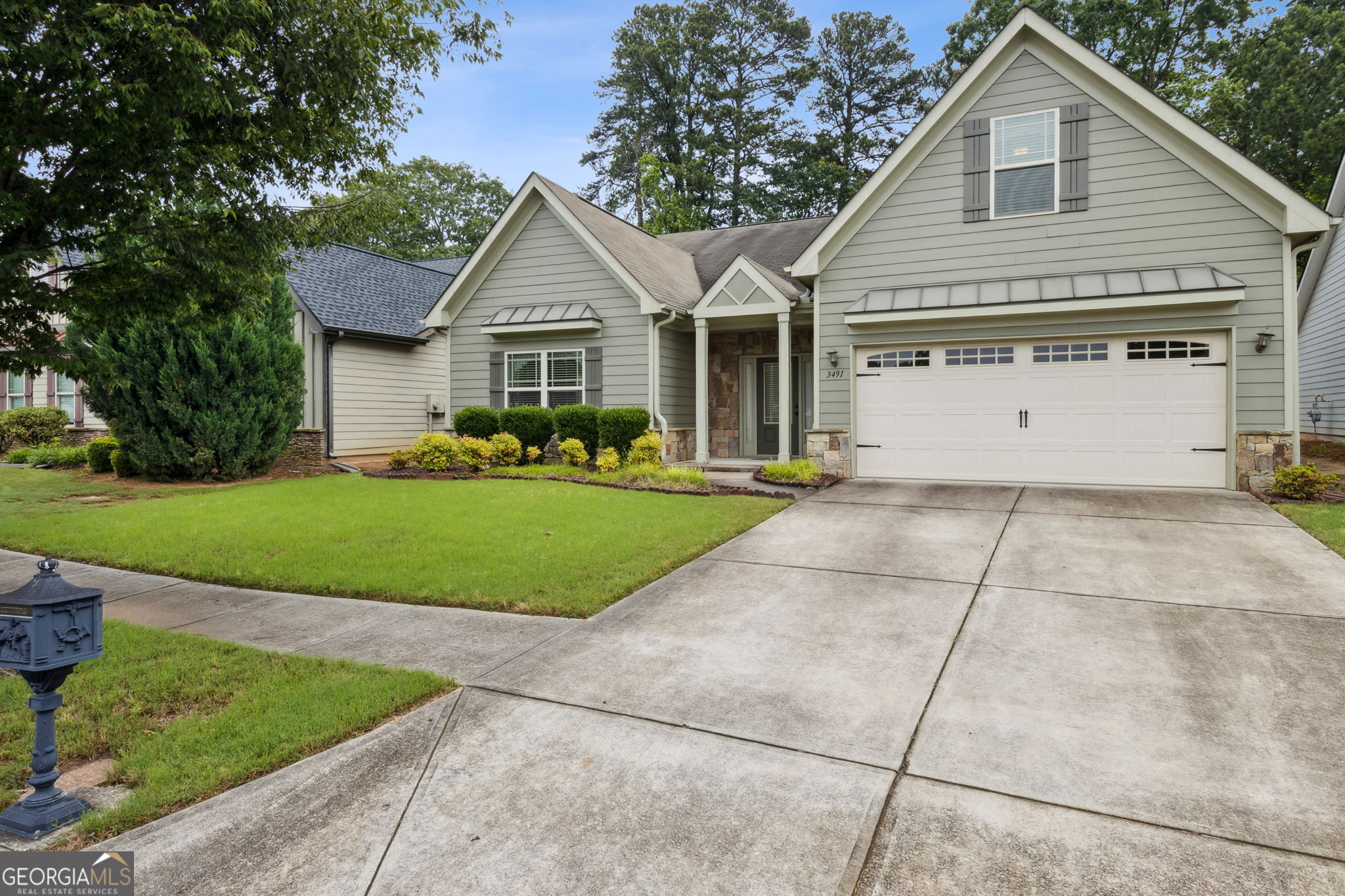 3491 Amerigo DR