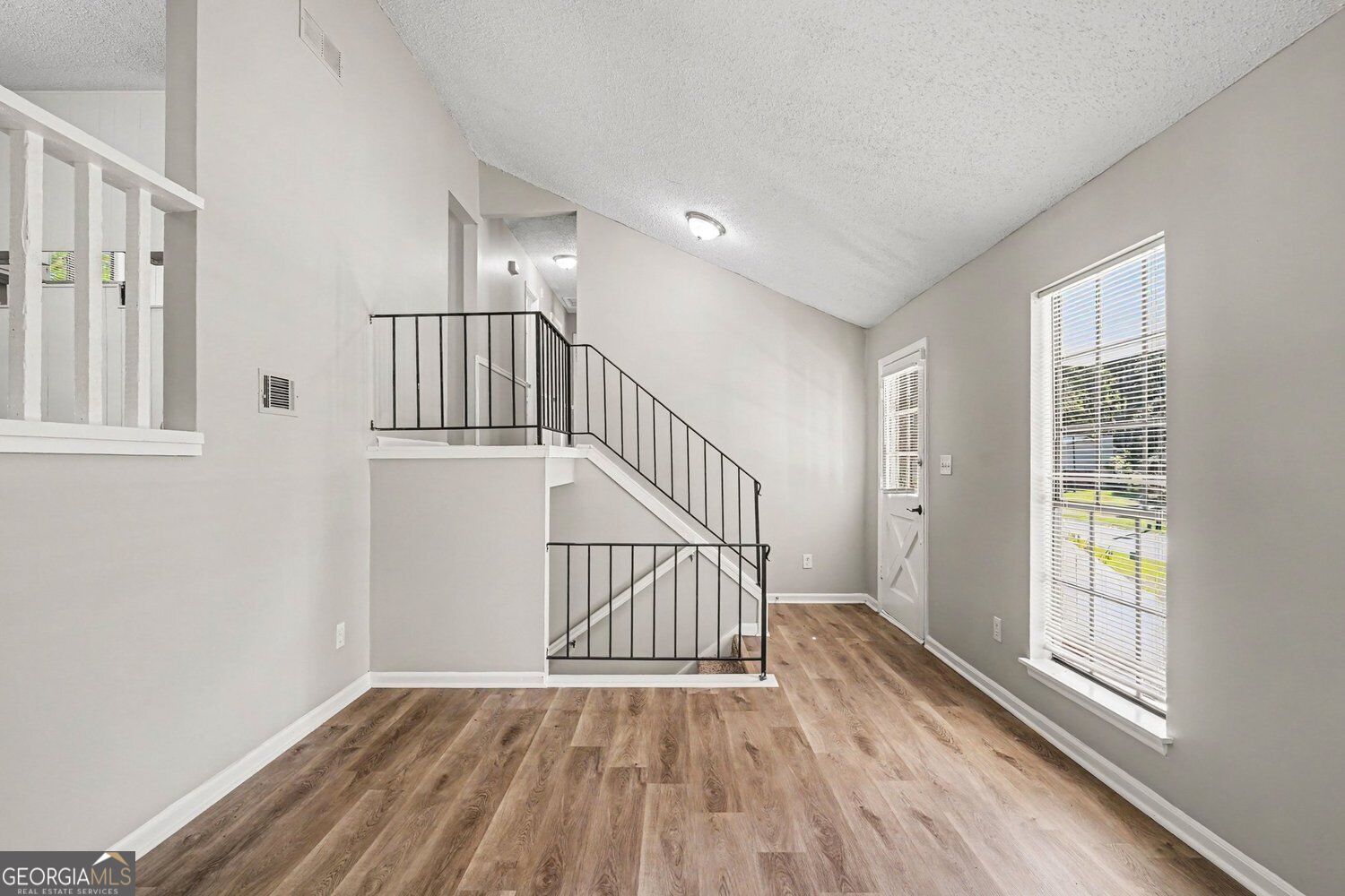 40 Chimney Ridge TRL