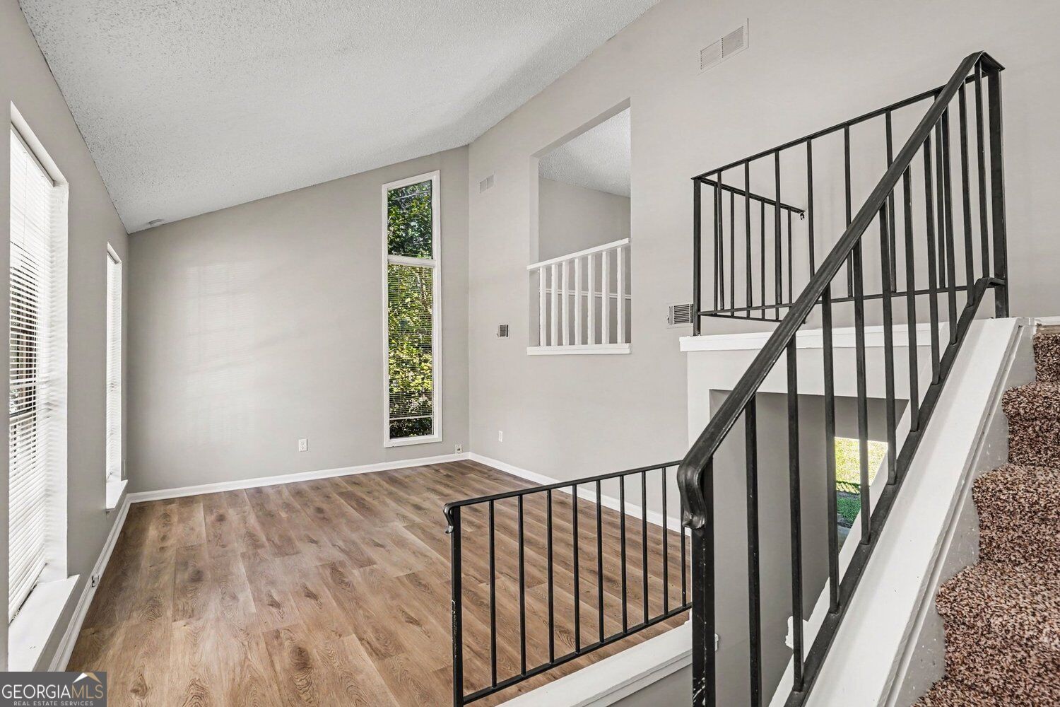 40 Chimney Ridge TRL
