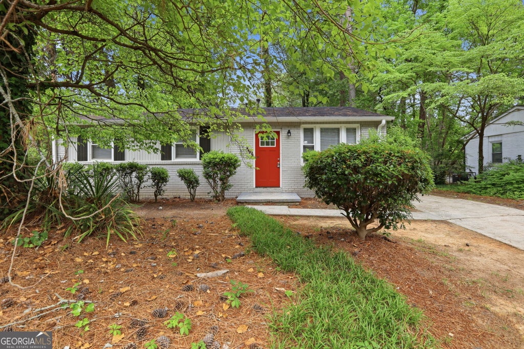 Photo of 1678 Lee Street, Decatur, GA 30035 (MLS # 10835526)