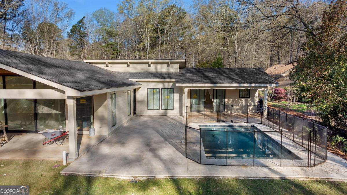 114 Parks Mill CT