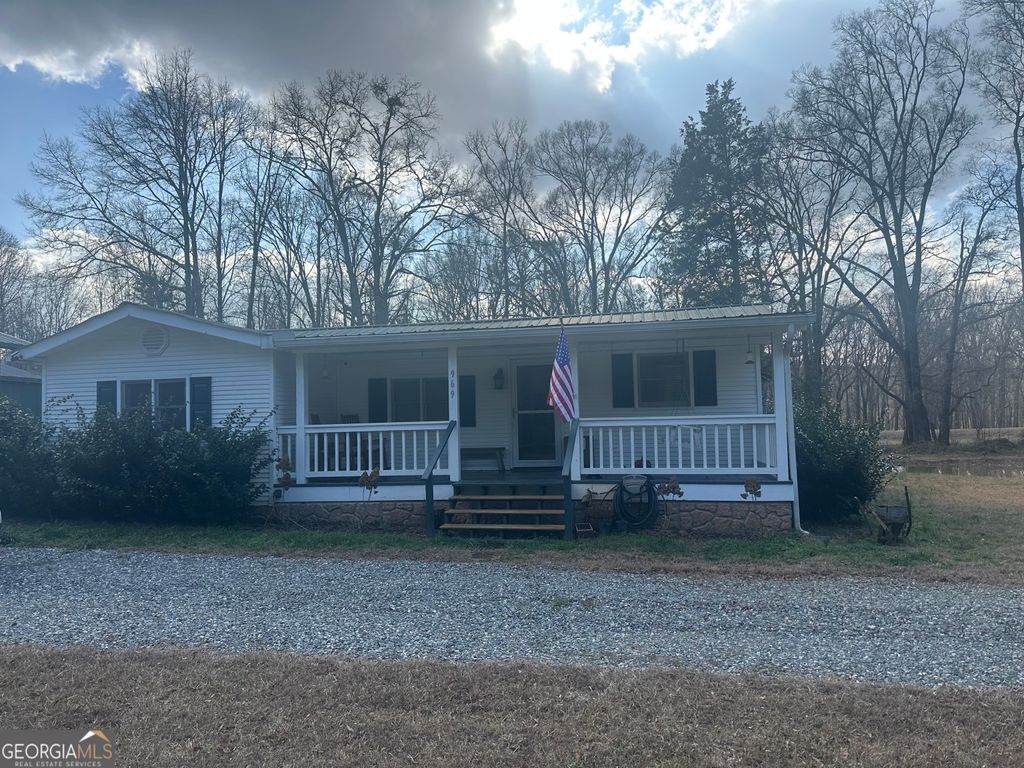 Photo of 969 Flowers Road, Molena, GA 30258 (MLS # 10730155)