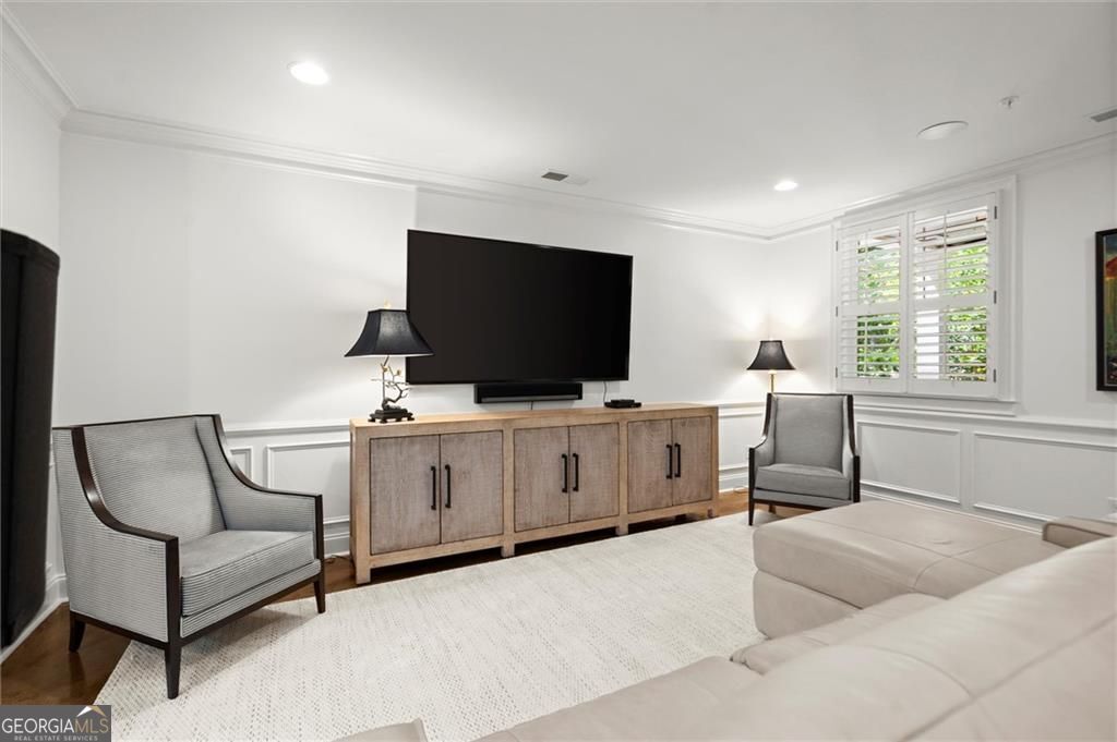 Midwick - Residential