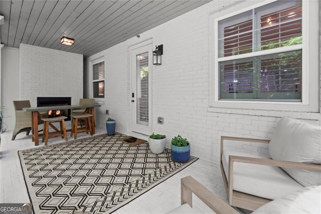 Midwick - Residential