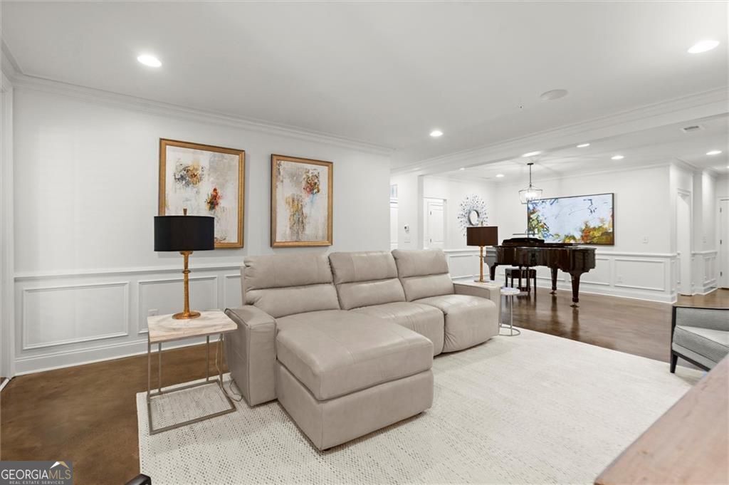 Midwick - Residential
