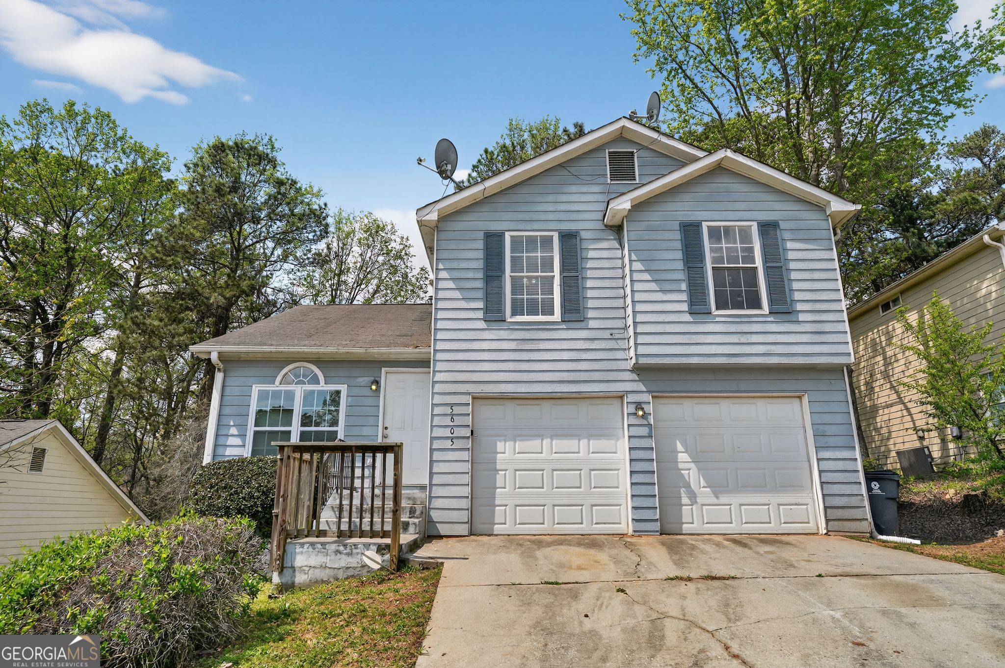 5605 Rock Shoals WAY