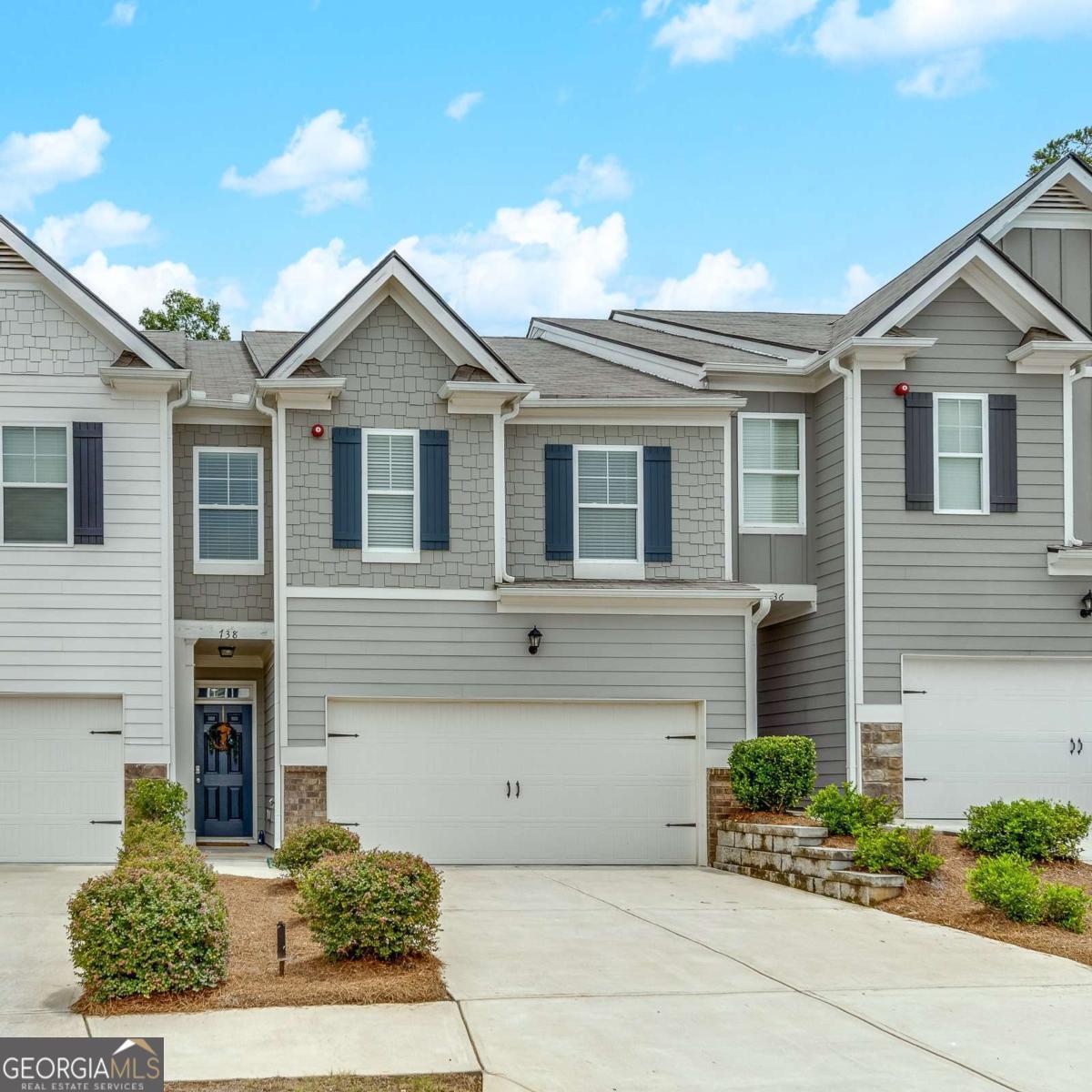 738 Woodstock Grove DR