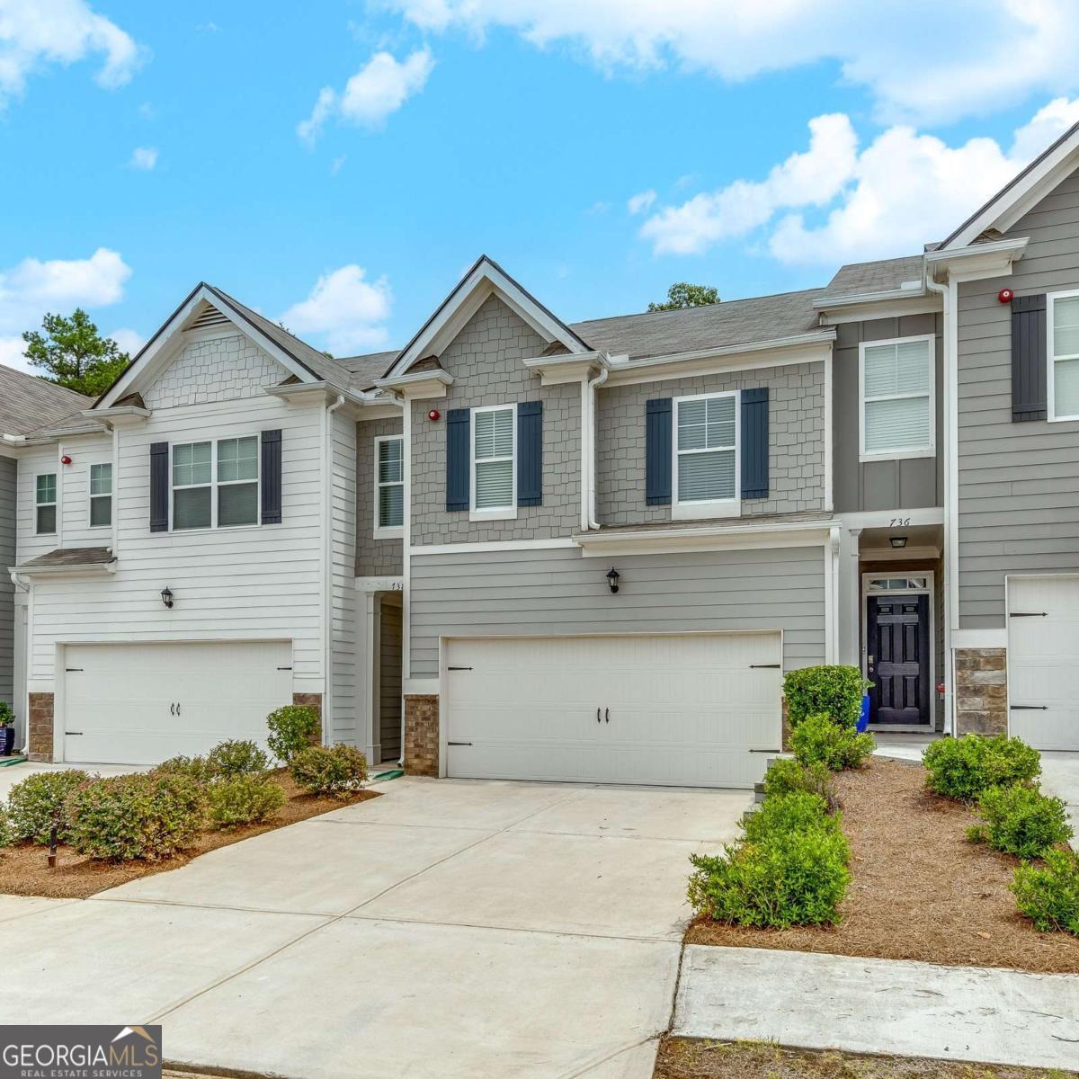 738 Woodstock Grove DR