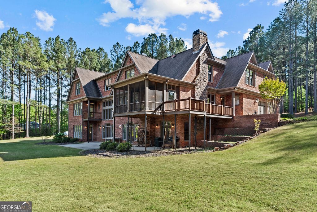 Photo of 1070 Riverwalk Point, Bishop, GA 30621 (MLS # 10737179)