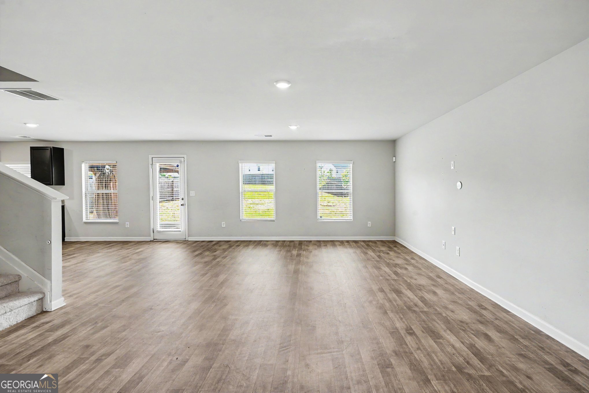 2324 Burnett LN