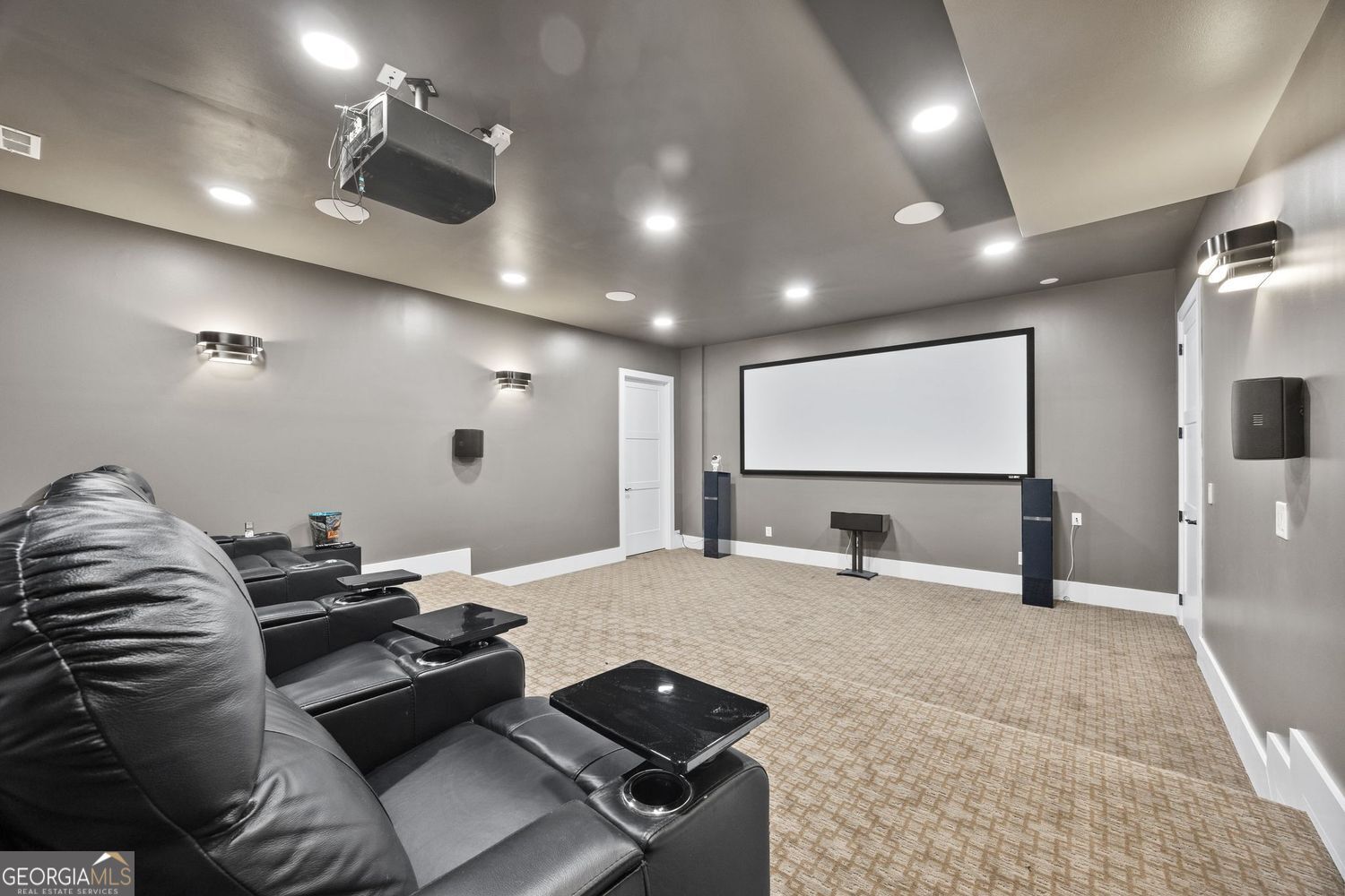 Fayetteville, Georgia 30214, United States, 5 Bedrooms Bedrooms, ,5 BathroomsBathrooms,Residential,Active,236385