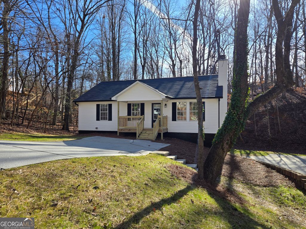 Photo of 3101 Arrowhead Drive, Gainesville, GA 30506 (MLS # 10661241)