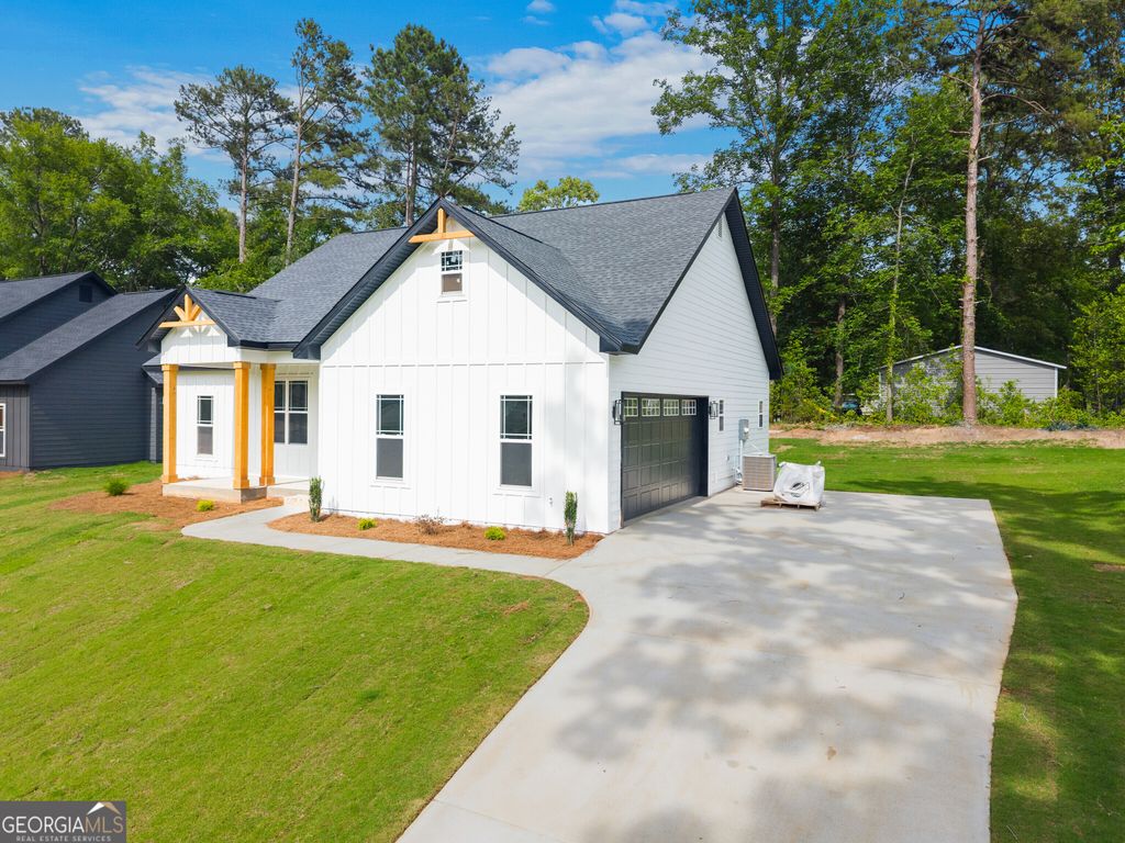 Photo of 120 Merri Valley Road, Warner Robins, GA 31088 (MLS # 10769970)