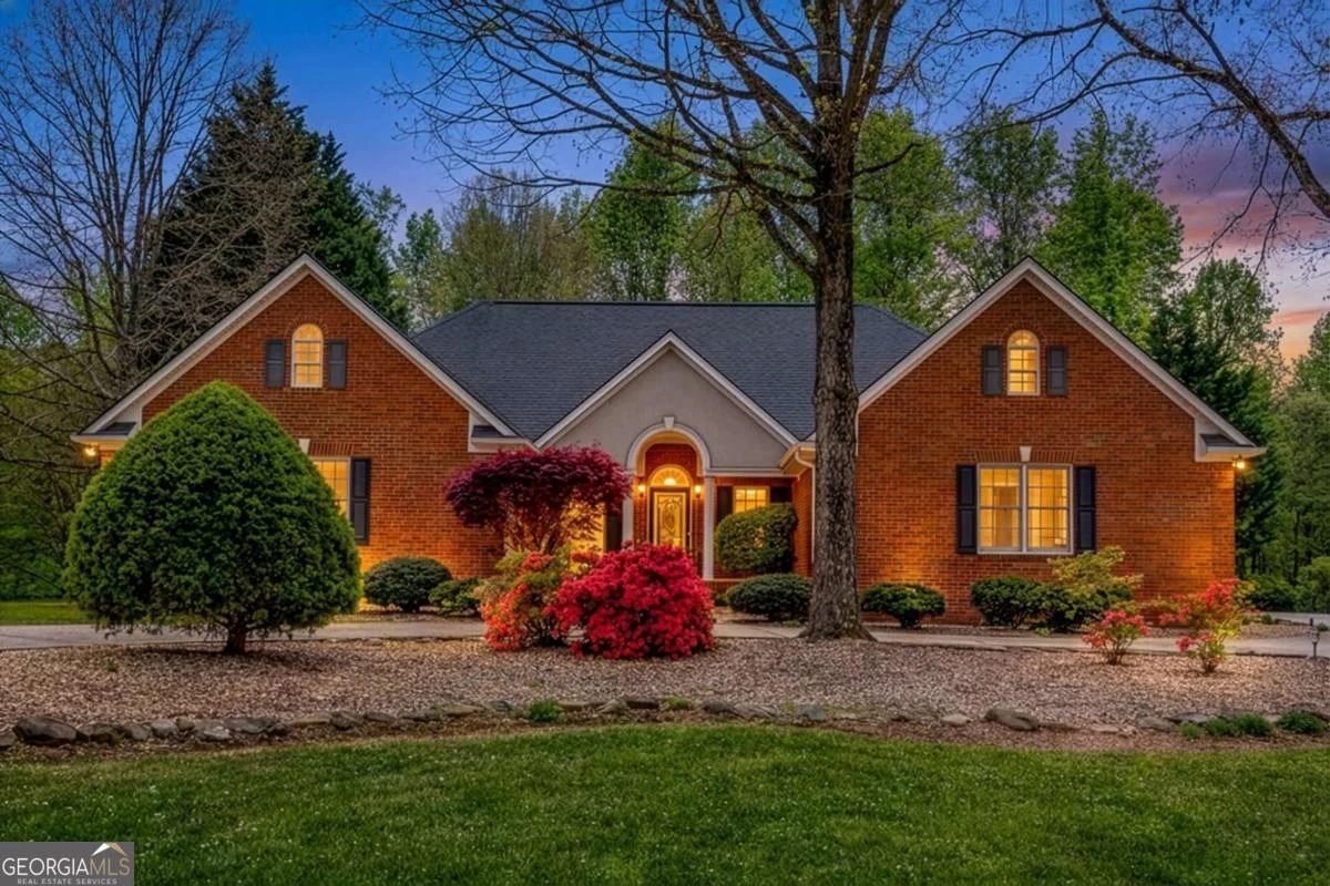 6628 Windvane Point
