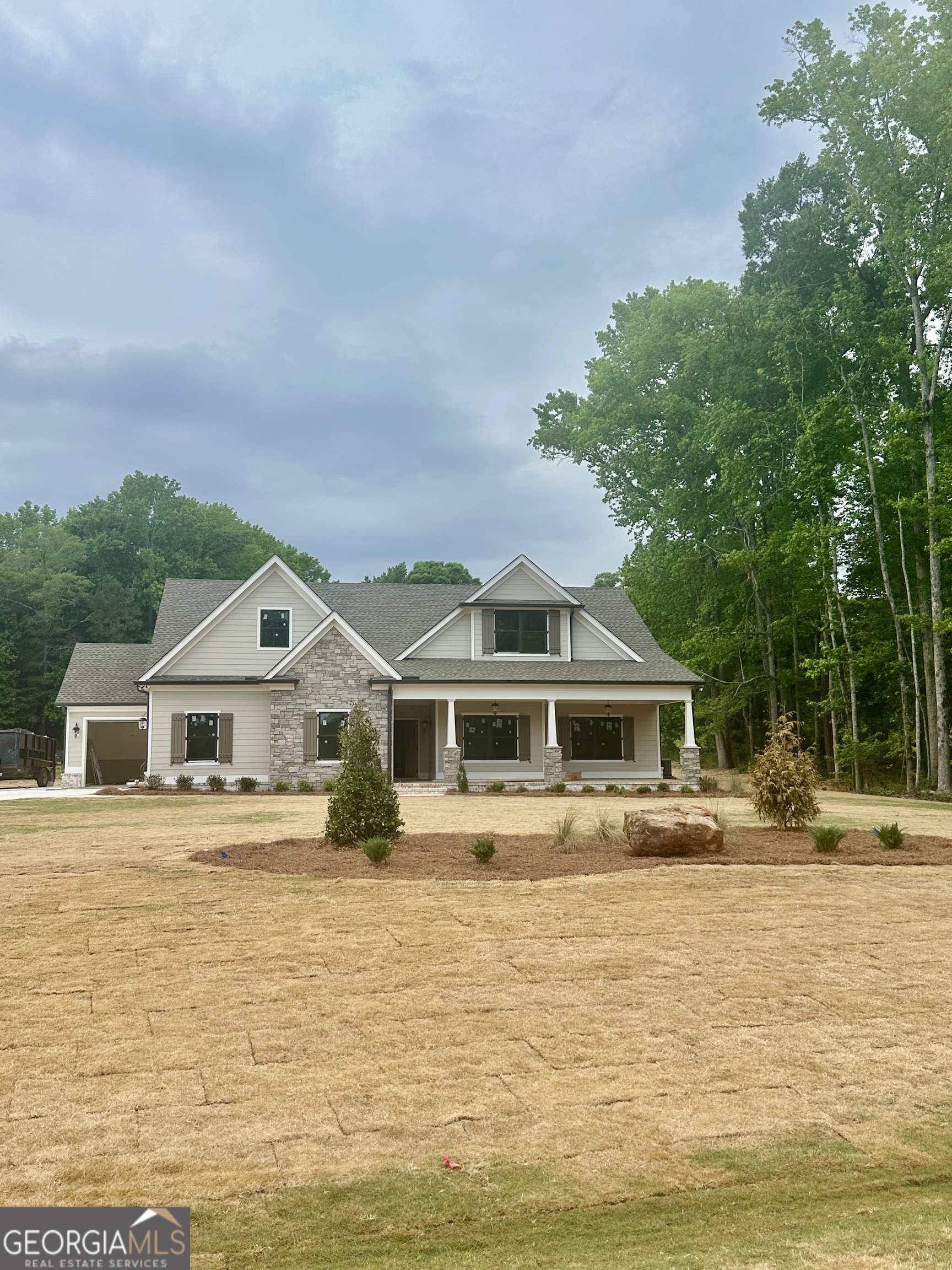 947 Lake Varner DR