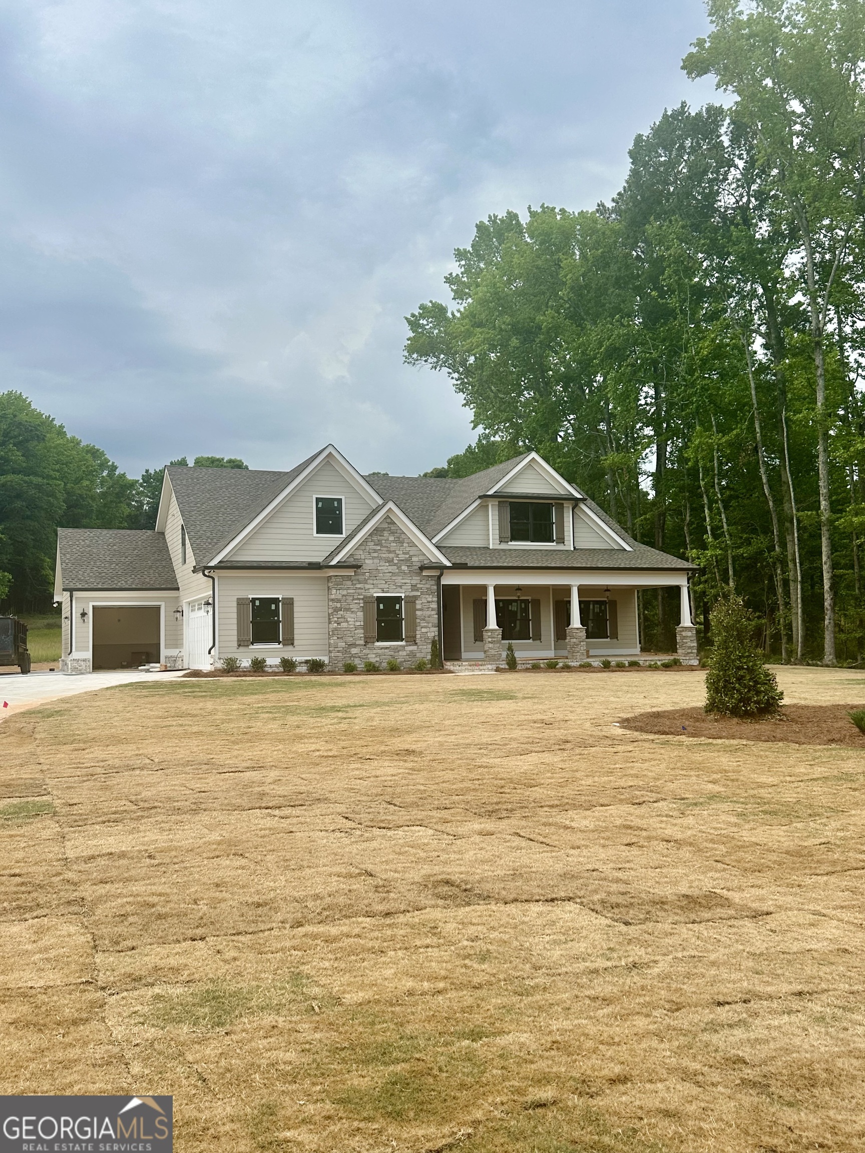 947 Lake Varner DR