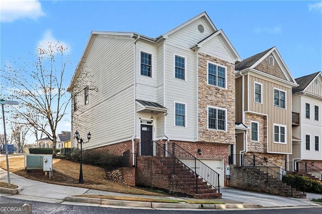 Photo of 4053 Towne Creek Cove, Duluth, GA 30097 (MLS # 10721850)