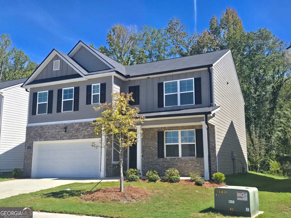Photo of 166 Woodbrook Trail, Newnan, GA 30265 (MLS # 10853832)