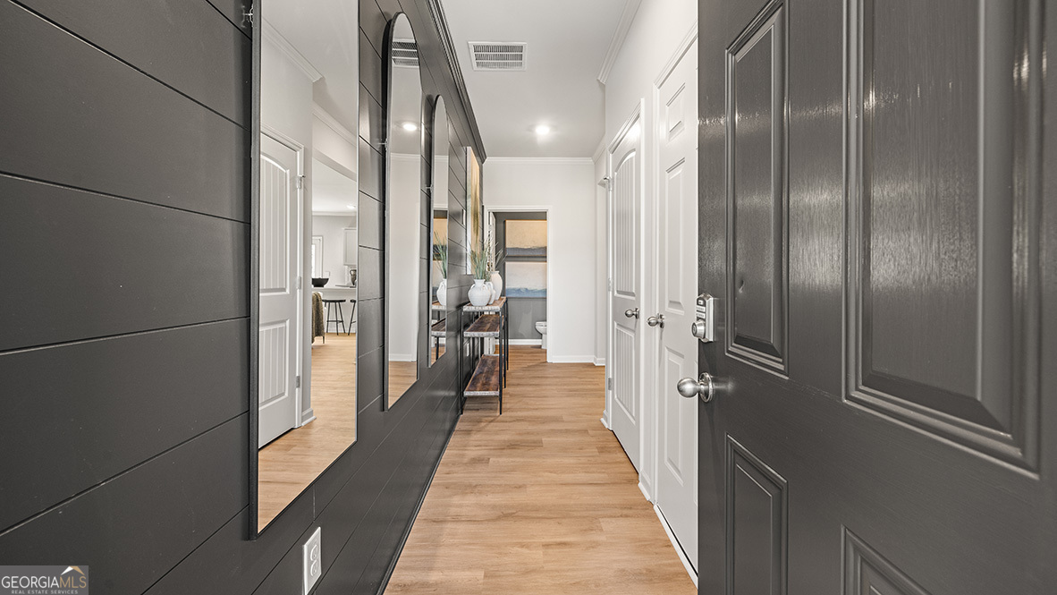 3085 Yellowhammer DR