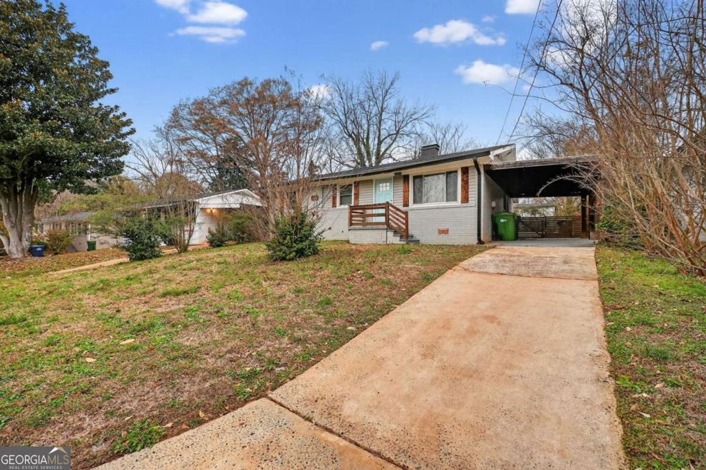 Photo of 1817 SE GODDARD Street SE, Atlanta, GA 30315 (MLS # 10661474)