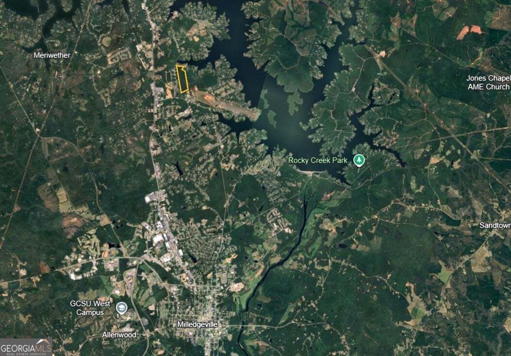 0313 W Lakeview DR NE