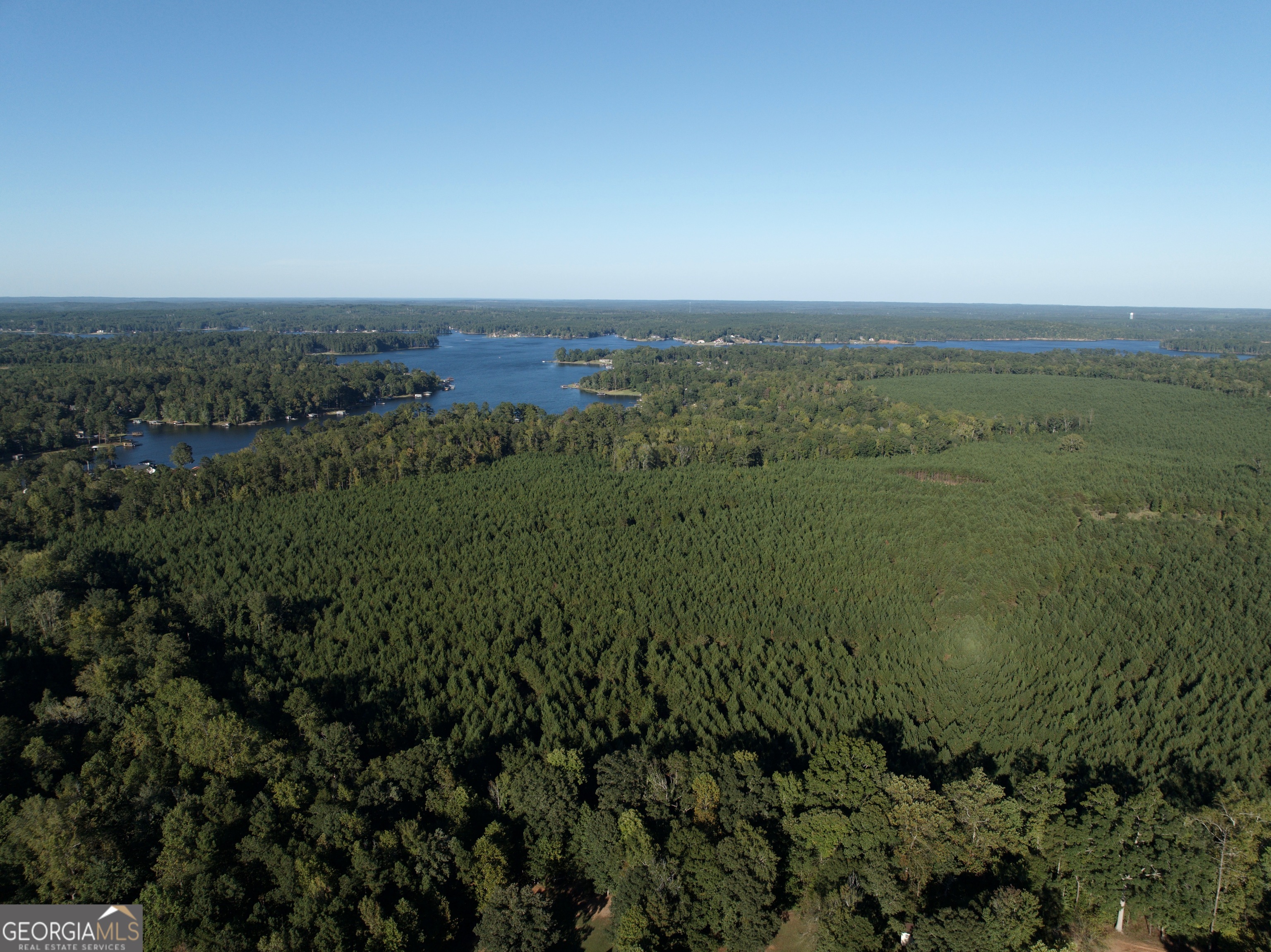 0313 W Lakeview DR NE