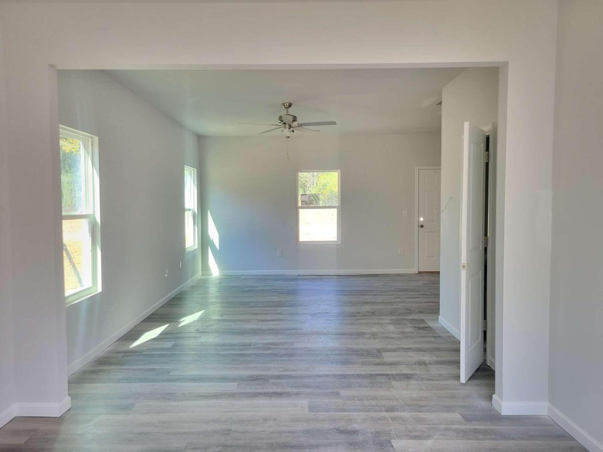 836 Courthouse Park DR 13