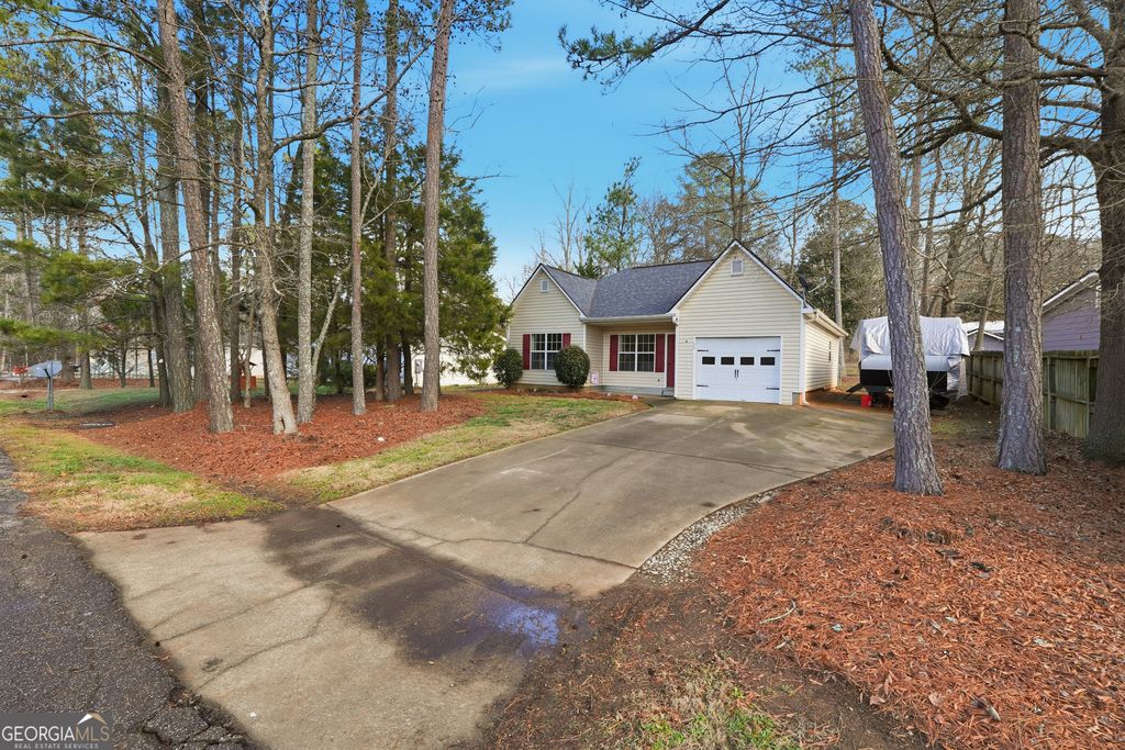 Photo of 216 Whispering Pine Circle NE, White, GA 30184 (MLS # 10675087)