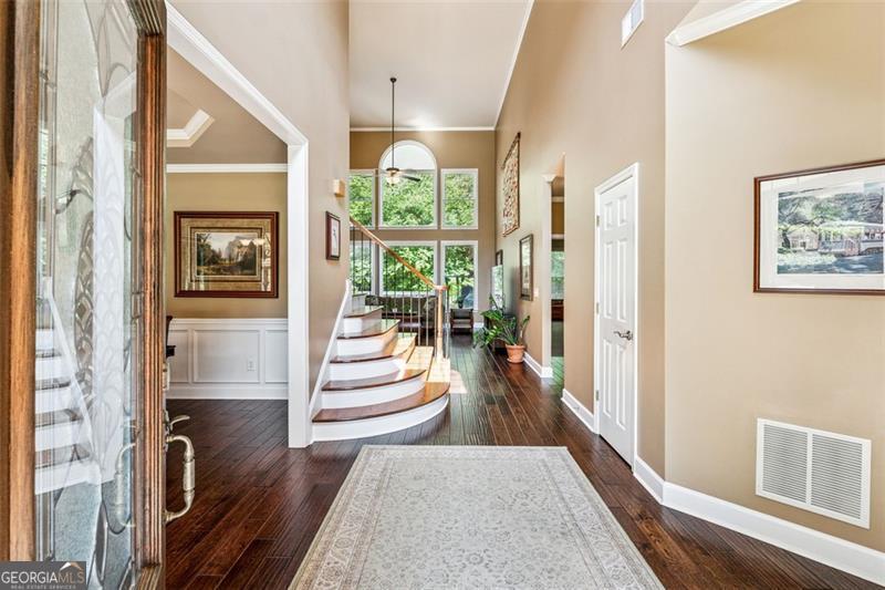 202 Brooke PL