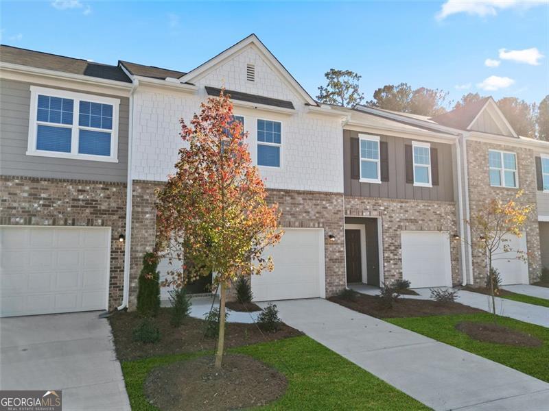 541 MAGNOLIA CIR
