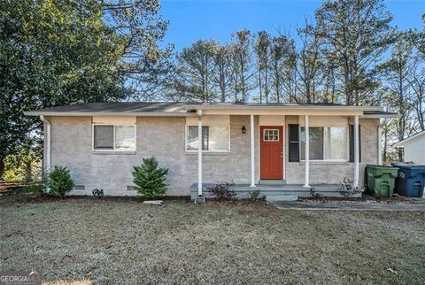 2040 Forrest Park Road, Atlanta, GA 30315 - #: 10438314