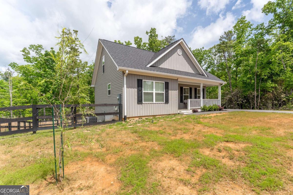 250 Silas RD