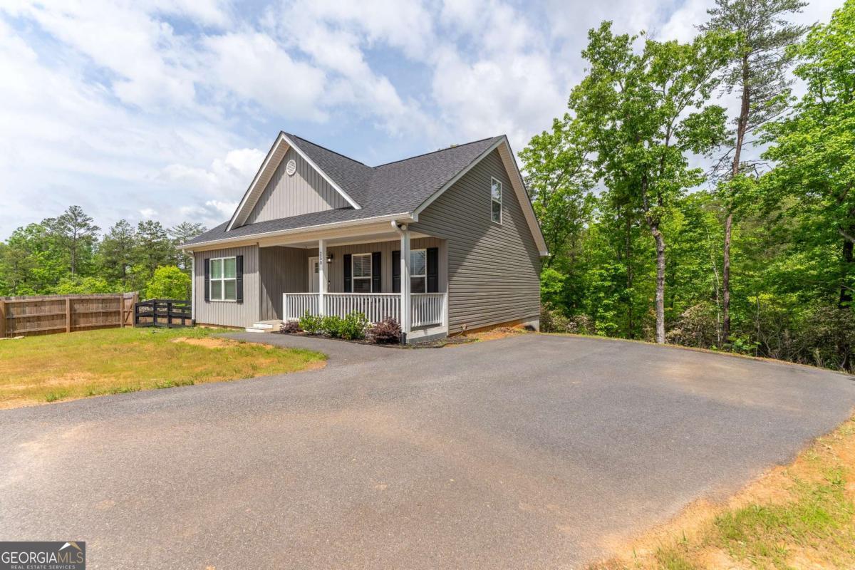 250 Silas RD