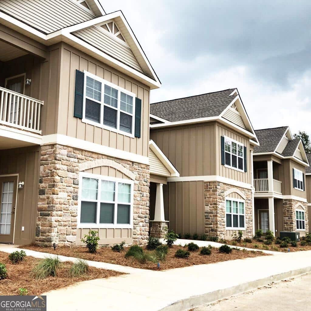 Photo of 75 Woodlawn Drive #I6, Dublin, GA 31021 (MLS # 10825103)